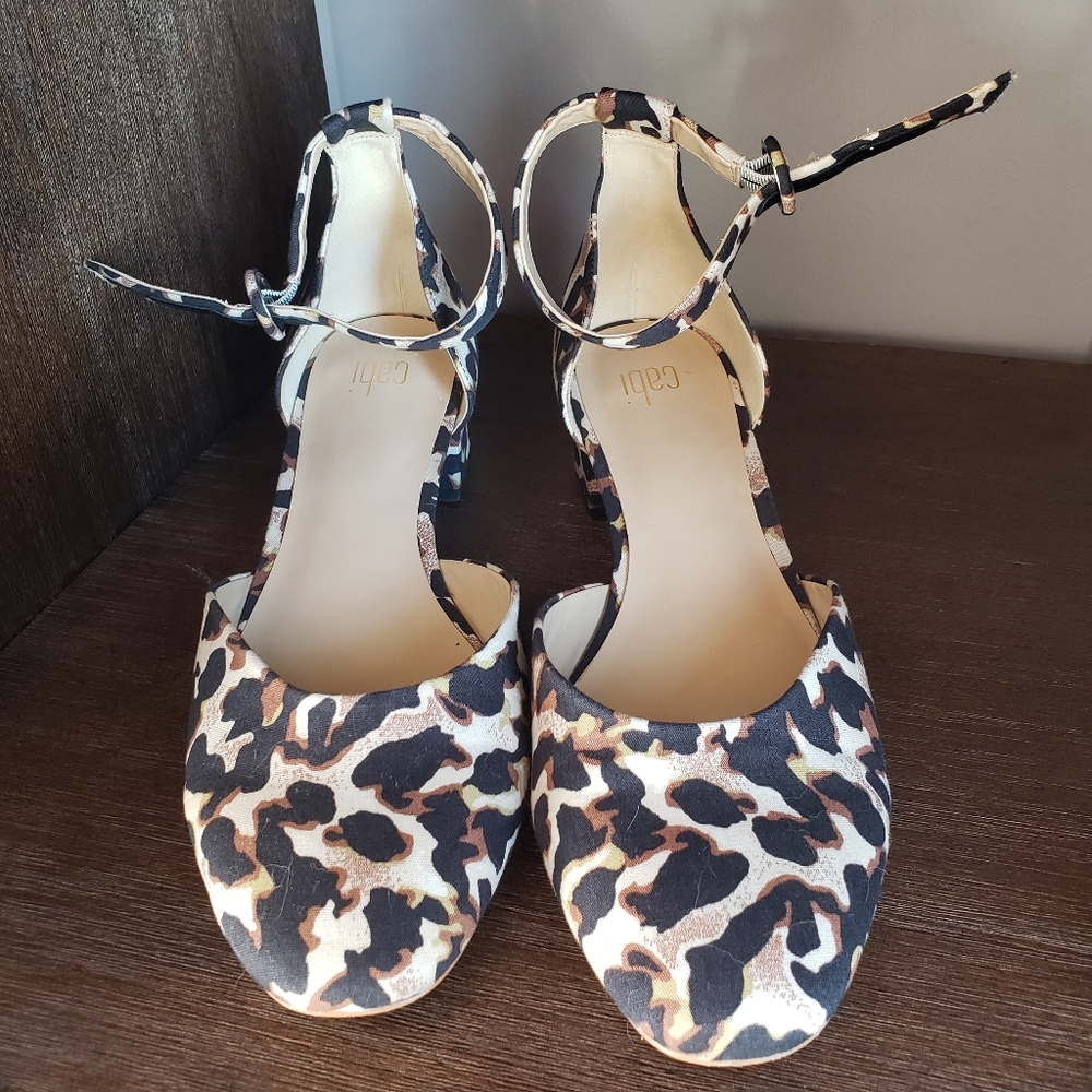 Cabi Leopard Ankle Strap - Picture 2 of 9